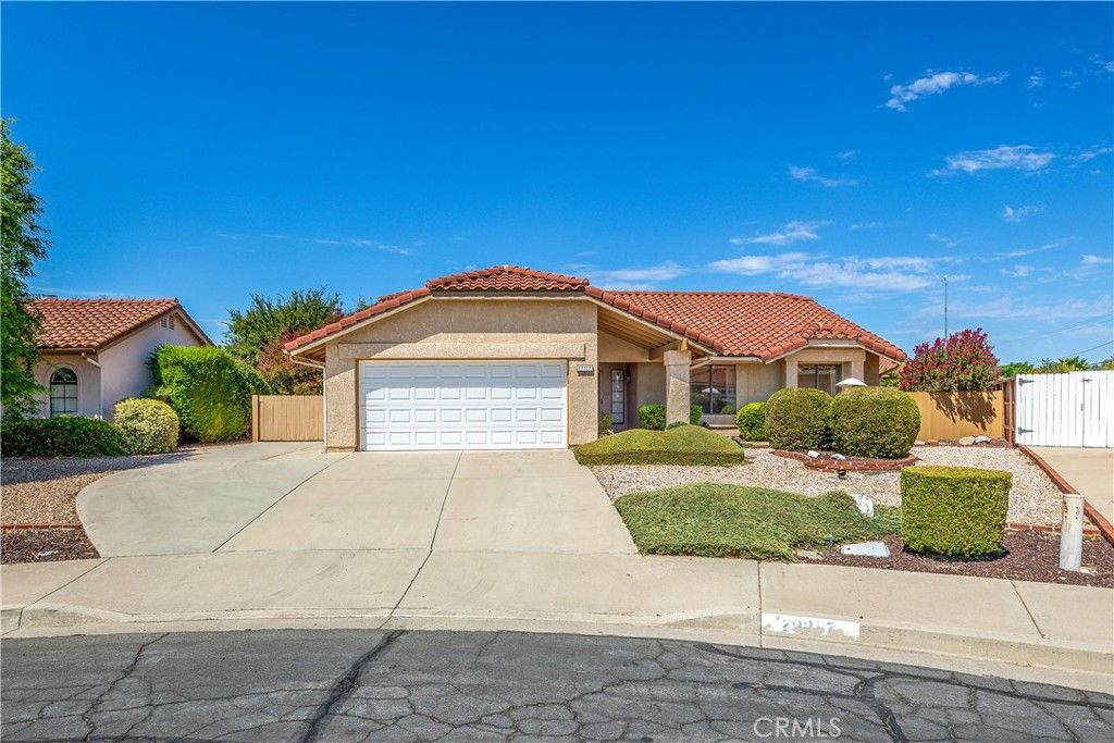 29337 Crown Point Court, Sun City, CA 92586 — exterior