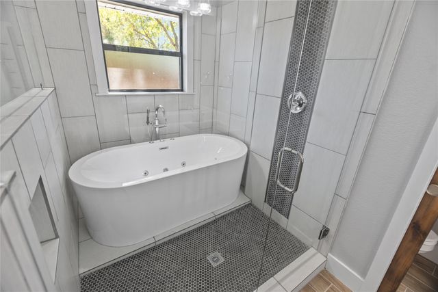 412 N Pearson Street, Godley, TX 76044