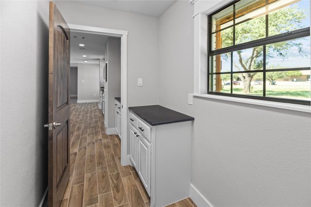 412 N Pearson Street, Godley, TX 76044