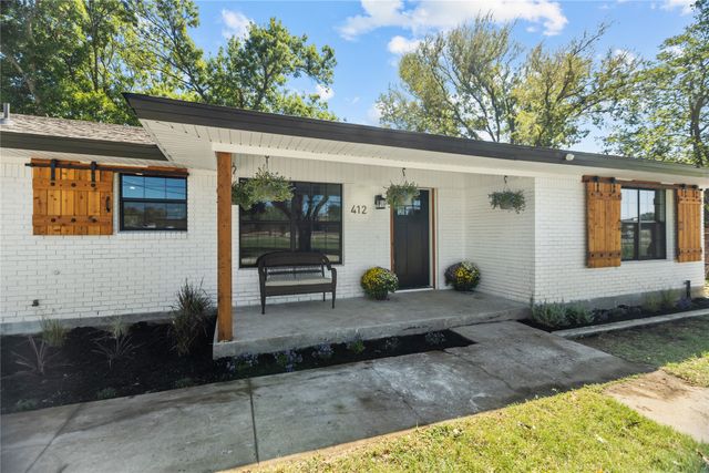 412 N Pearson Street, Godley, TX 76044