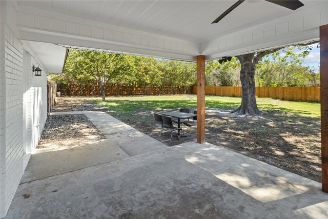 412 N Pearson Street, Godley, TX 76044