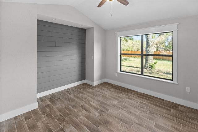 412 N Pearson Street, Godley, TX 76044