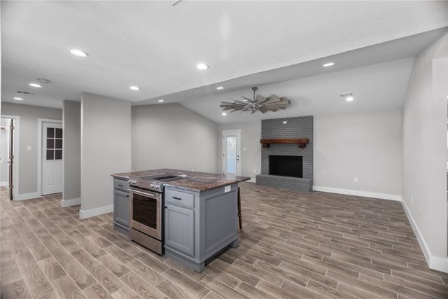 412 N Pearson Street, Godley, TX 76044