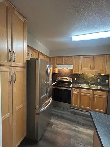 5014 Les Chateaux Drive 230, Dallas, TX 75235