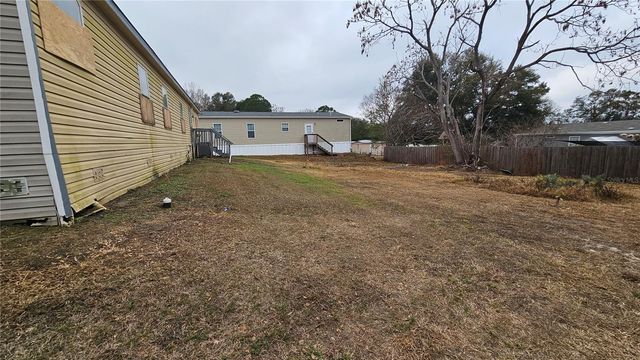 225 SKYLINE DRIVE, Lady Lake, FL 32159