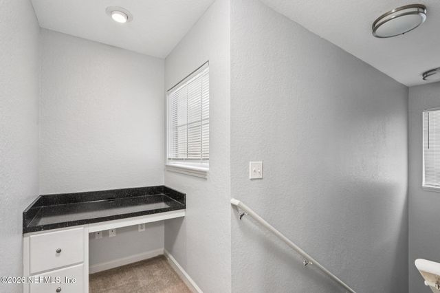 8550 ARGYLE BUSINESS Loop 1507, Jacksonville, FL 32244