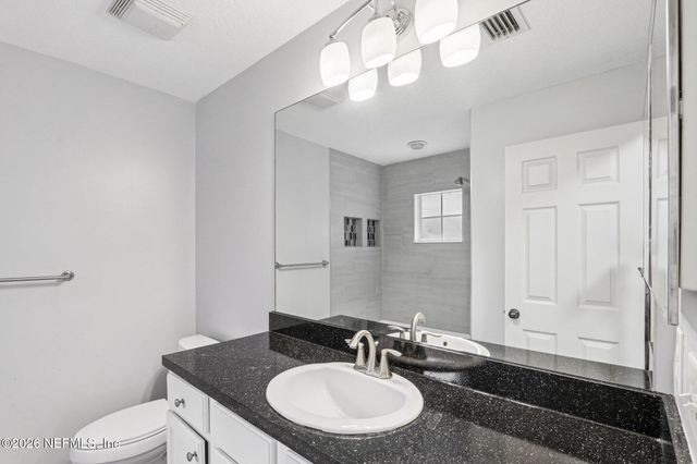 8550 ARGYLE BUSINESS Loop 1507, Jacksonville, FL 32244