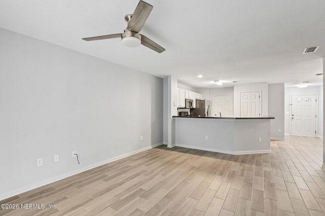 8550 ARGYLE BUSINESS Loop 1507, Jacksonville, FL 32244