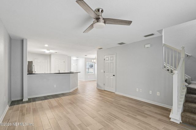 8550 ARGYLE BUSINESS Loop 1507, Jacksonville, FL 32244