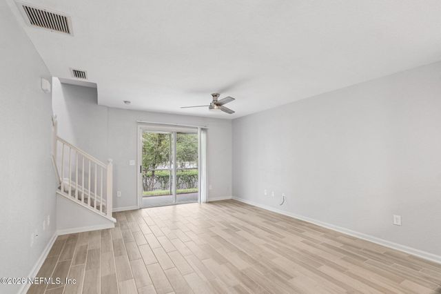 8550 ARGYLE BUSINESS Loop 1507, Jacksonville, FL 32244