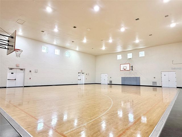 143 SOUTHERN PECAN CIRCLE 207, Winter Garden, FL 34787