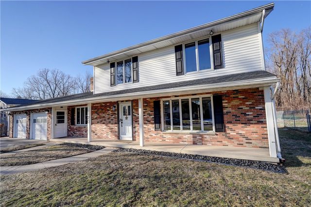 120 Lantern Lane, Brighton, NY 14623