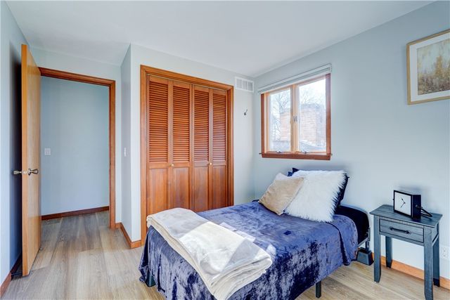 120 Lantern Lane, Brighton, NY 14623