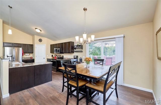 548 Long Train Drive, Troy, MO 63379