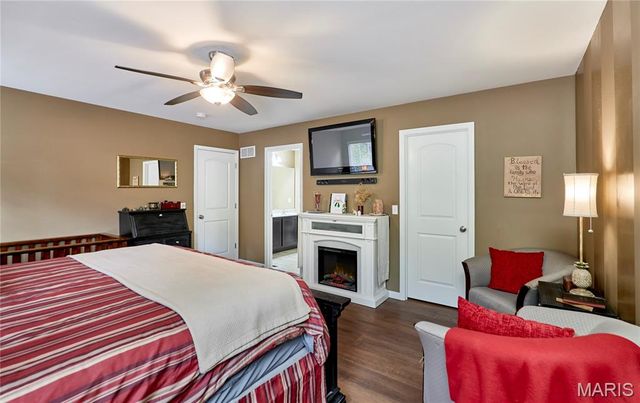 548 Long Train Drive, Troy, MO 63379