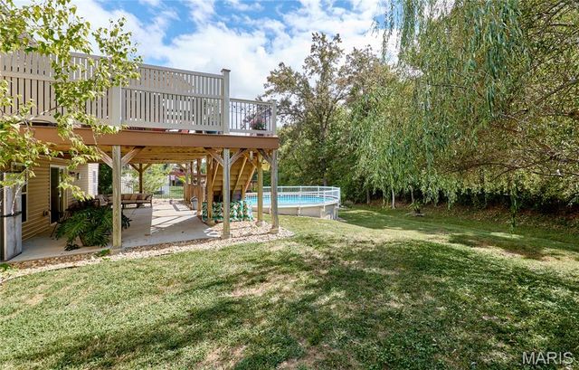 548 Long Train Drive, Troy, MO 63379