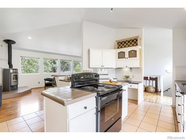 122 Longs Peak Drive, Lyons, CO 80540