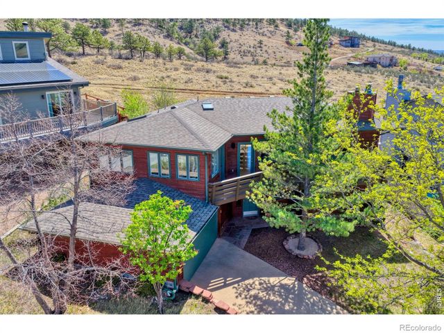 122 Longs Peak Drive, Lyons, CO 80540