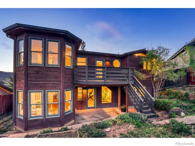 122 Longs Peak Drive, Lyons, CO 80540