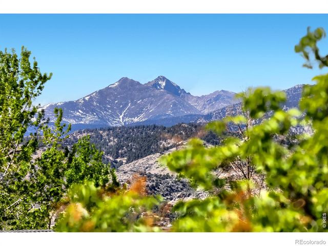 122 Longs Peak Drive, Lyons, CO 80540