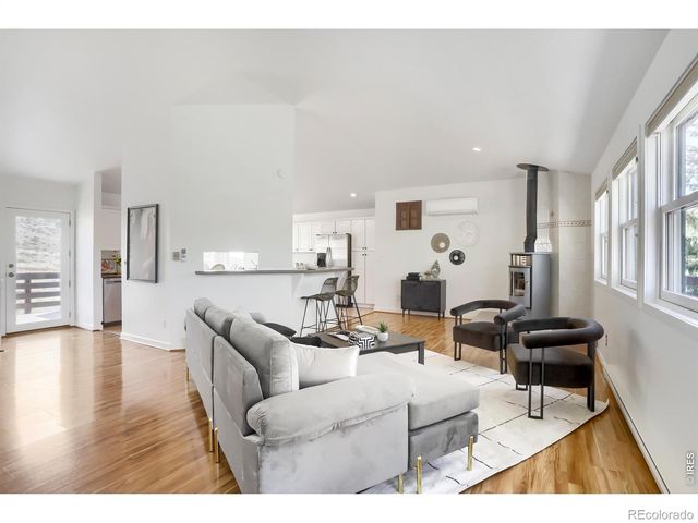 122 Longs Peak Drive, Lyons, CO 80540