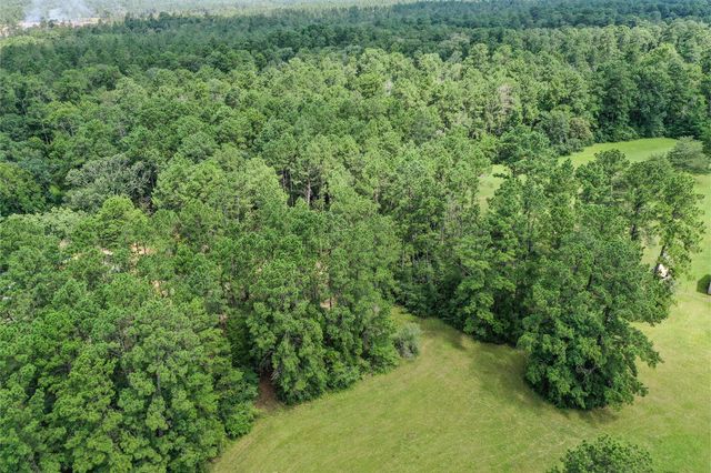 7.7 Acres Hill Rd, Willis, TX 77378