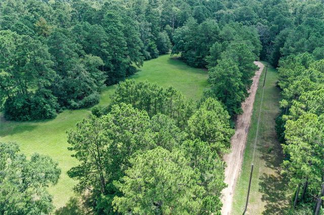 7.7 Acres Hill Rd, Willis, TX 77378