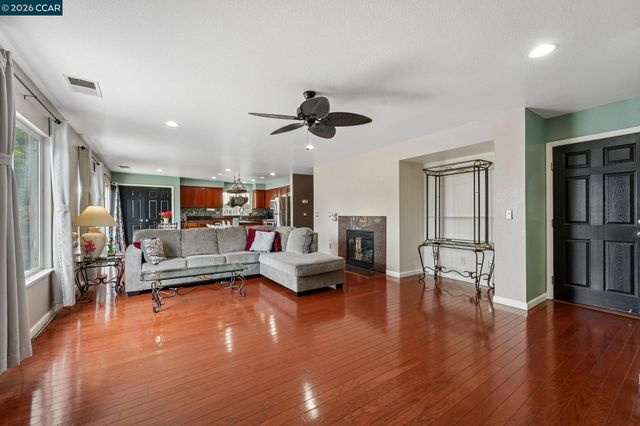 4579 Menona Dr, Antioch, CA 94531