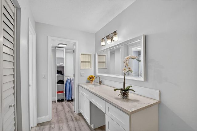 2411 Papaya Drive 103, Delray Beach, FL 33445
