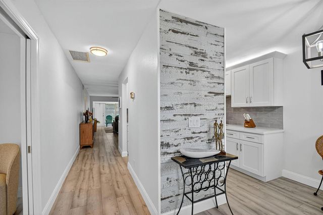 2411 Papaya Drive 103, Delray Beach, FL 33445