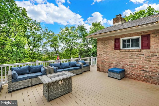 3701 HILL CHURCH RD, Lebanon, PA 17046