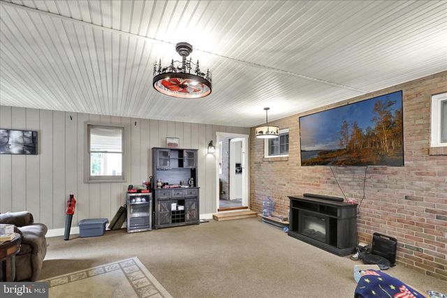 3701 HILL CHURCH RD, Lebanon, PA 17046