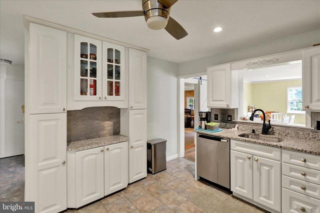 3701 HILL CHURCH RD, Lebanon, PA 17046