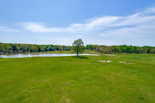 2826 County Road 215, Collinsville, TX 76233