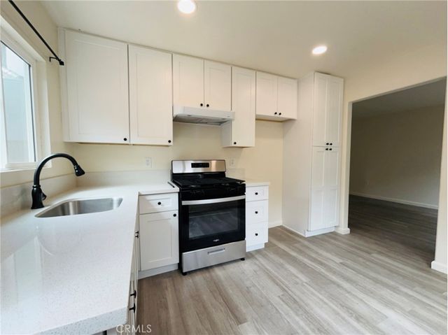 3928 Everest, Riverside, CA 92503
