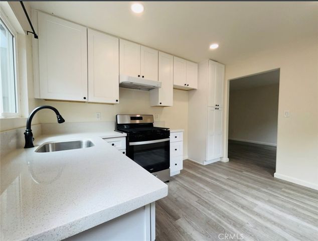 3928 Everest, Riverside, CA 92503