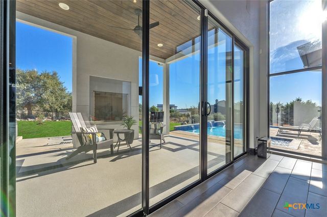 1347 Bordeaux Lane, New Braunfels, TX 78132