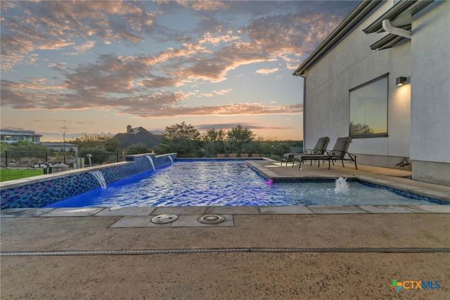 1347 Bordeaux Lane, New Braunfels, TX 78132