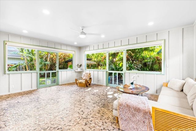 465 Kawailoa Road C, Kailua, HI 96734