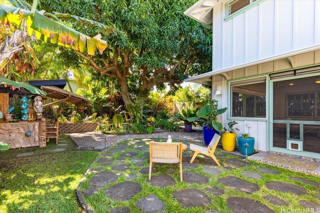 465 Kawailoa Road C, Kailua, HI 96734