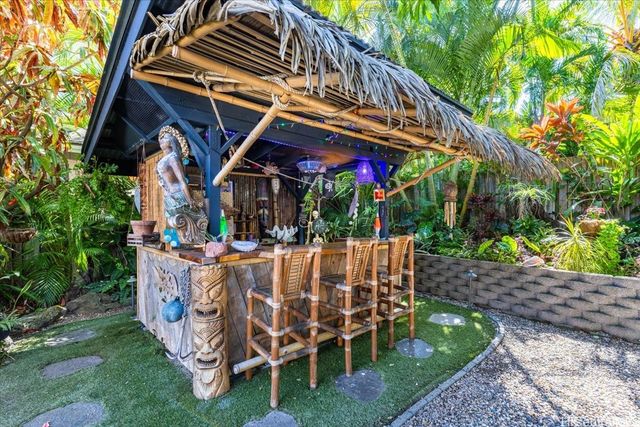 465 Kawailoa Road C, Kailua, HI 96734