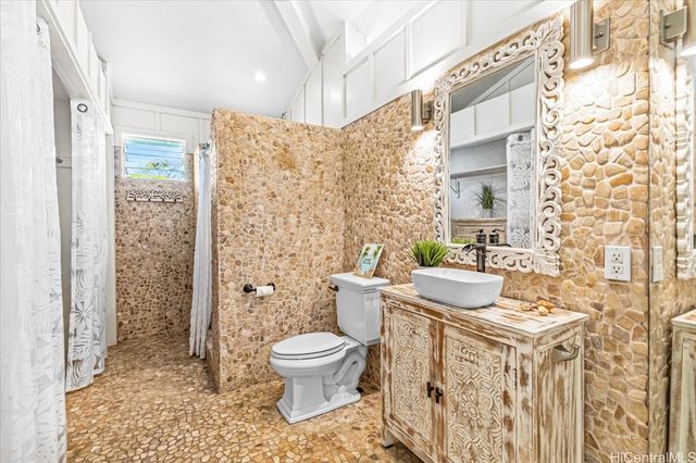 465 Kawailoa Road C, Kailua, HI 96734