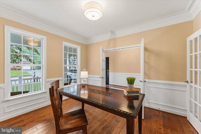 5918 14TH ST N, Arlington, VA 22205