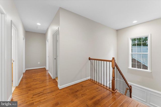 5918 14TH ST N, Arlington, VA 22205