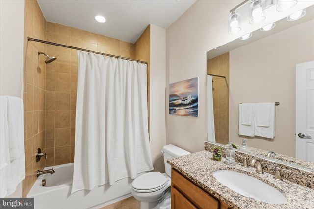 5918 14TH ST N, Arlington, VA 22205