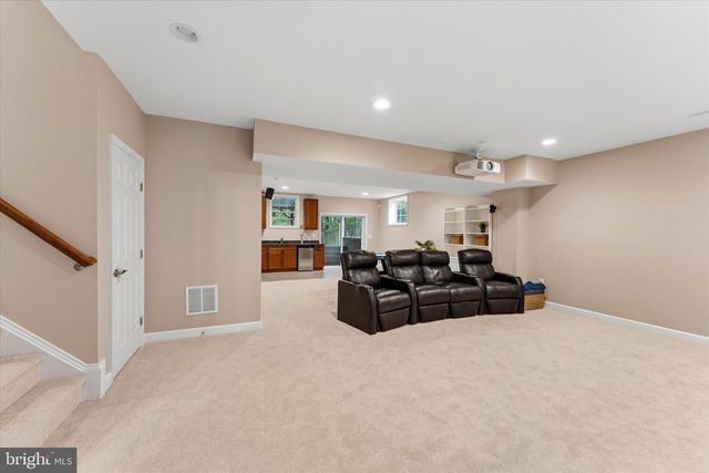 5918 14TH ST N, Arlington, VA 22205