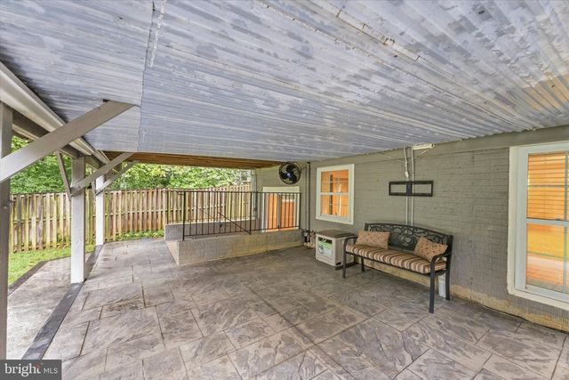 5918 14TH ST N, Arlington, VA 22205
