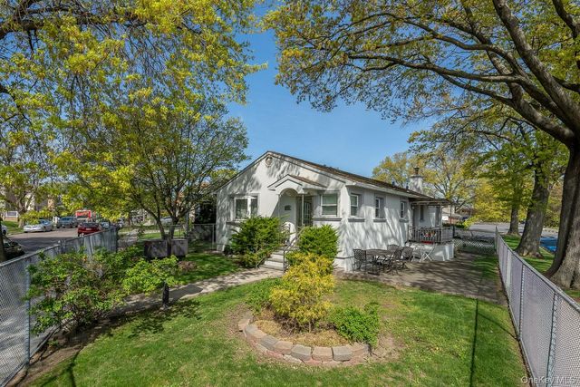 157-59 19th Avenue, Whitestone, NY 11357