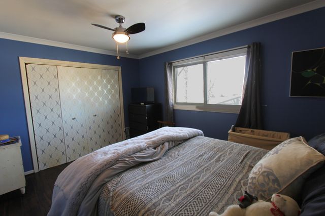 98 Wiltshire Court, Schaumburg, IL 60193