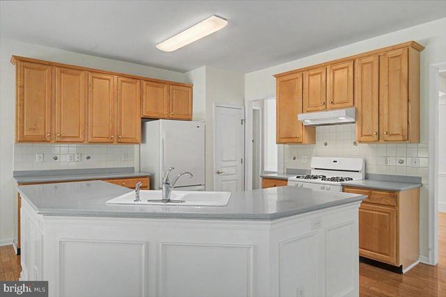 105 DYLAN CIR, Avondale, PA 19311